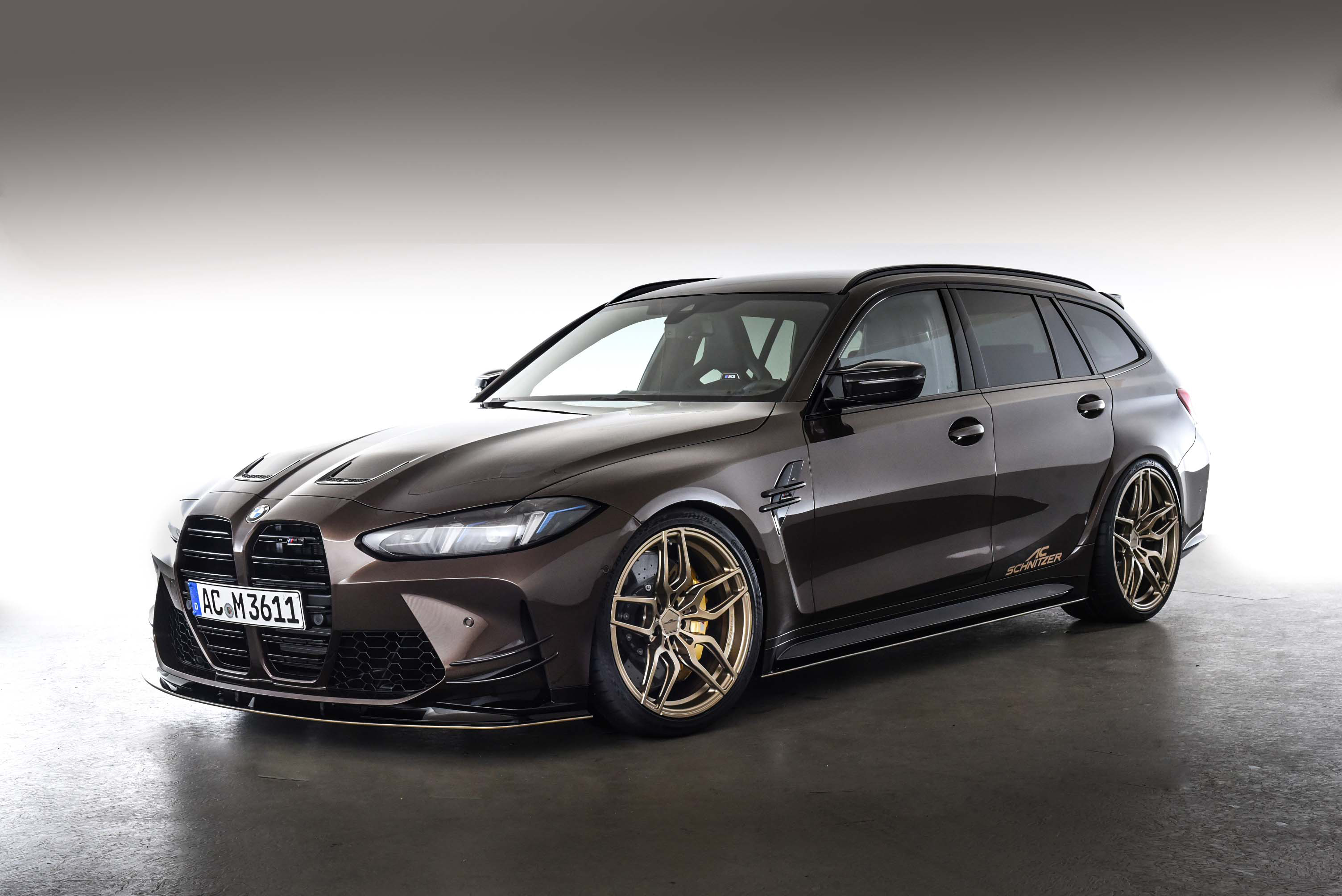 M3 - at